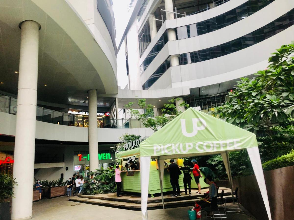 Air Residence 1Br With Balcony Free Netflix And Disney Plus Manila Luaran gambar